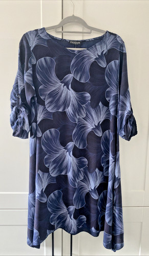 Bnwt ladies stretch m - bnwt,
