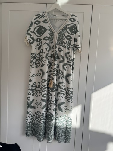 Green sage kaftan - style, dress