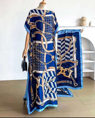 Blue geometric chain print - blue,