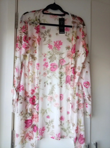 Boohoo multifloral kimono new
